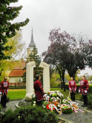 56-ra emlékeztünk 51